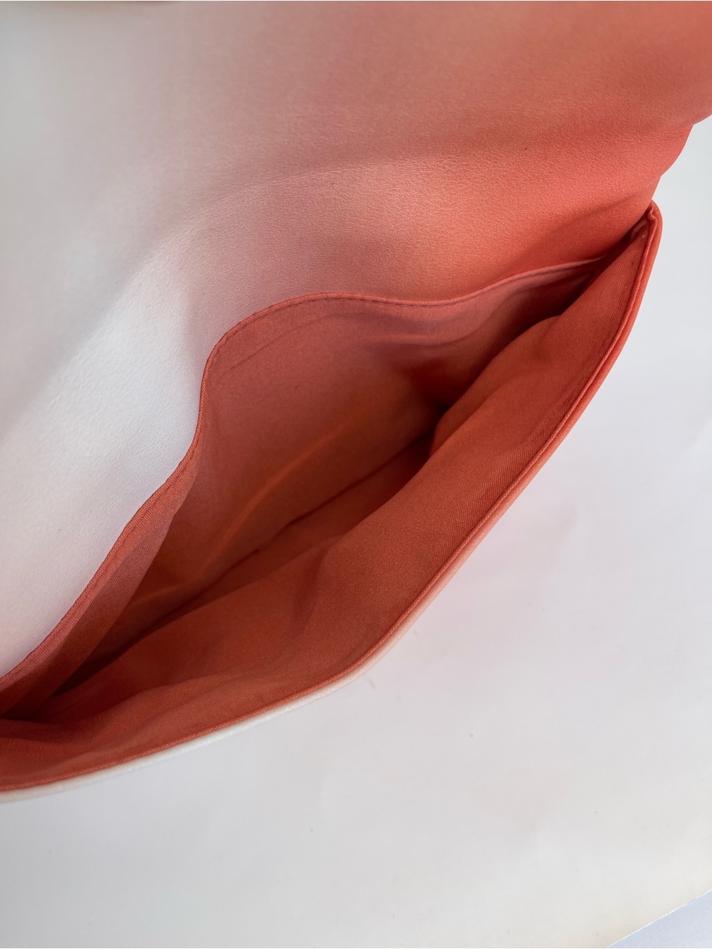 Mark’s Fold-Over Clutch Bag in Ombre Coral and Cream - Designer Plaque - Picture 4 of 7